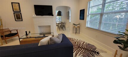 1524 Euclid Ave-Unit -3 in Miami Beach, FL - Building Photo - Building Photo