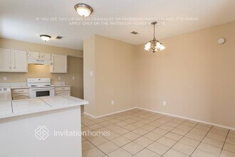 5830 Fallengate Dr in Spring, TX - Foto de edificio - Building Photo