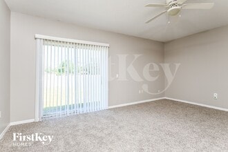 702 Cotulla Dr in Kissimmee, FL - Building Photo - Building Photo