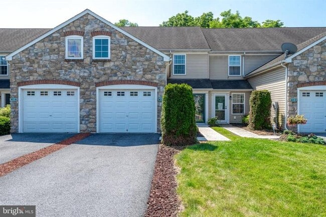 property at 121 Westpoint Dr