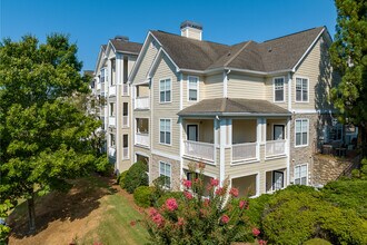 Dakota Mill Creek in Buford, GA - Foto de edificio - Building Photo