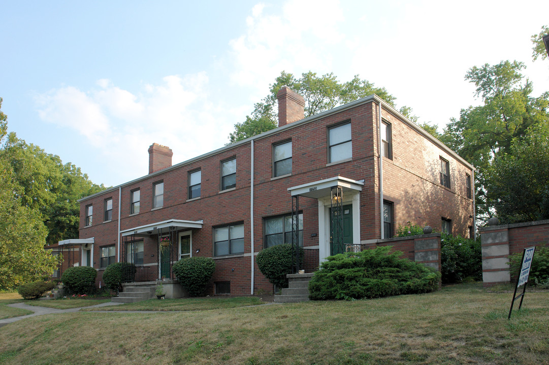 1050-1056 Northwest Blvd in Columbus, OH - Building Photo