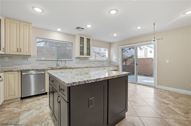 749 Jewel Tower St in Las Vegas, NV - Building Photo - Building Photo
