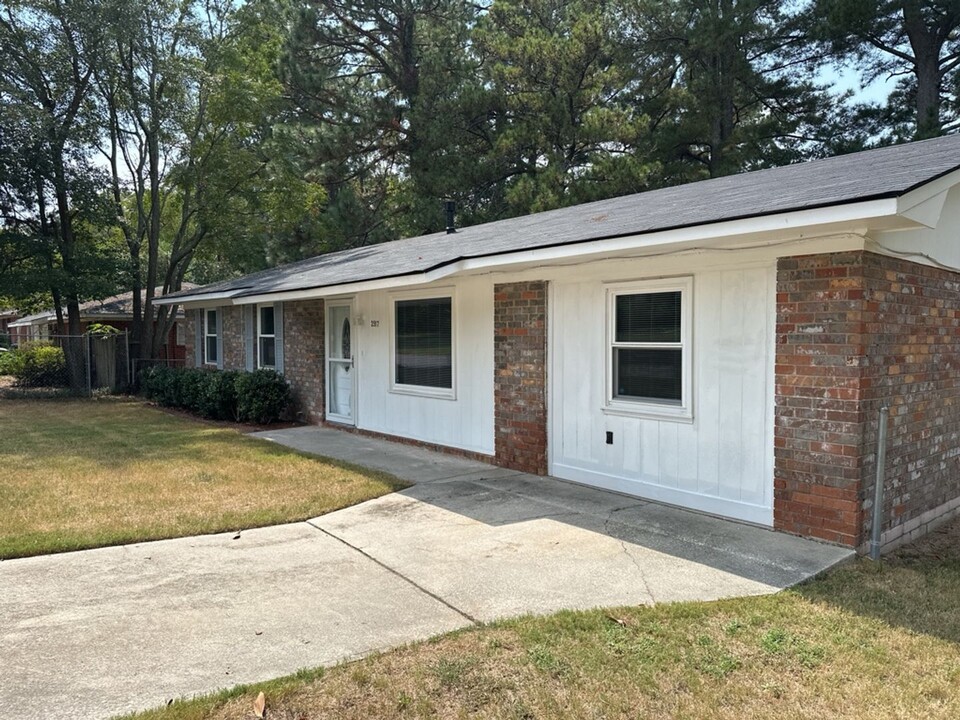 2517 Kensington Dr N in Augusta, GA - Building Photo