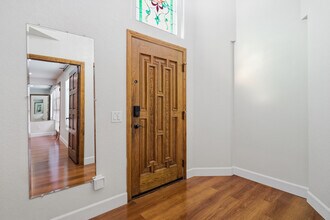 369 Palm Ave in Coronado, CA - Building Photo - Building Photo