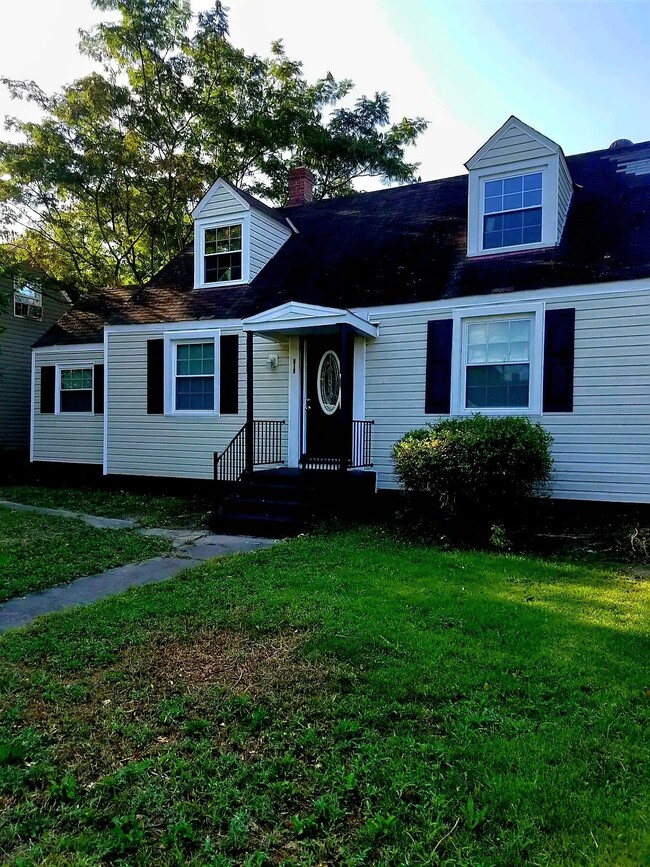 property at 515 Hunt Ave