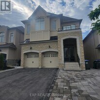 46 Black Diamond Cres in Brampton, ON - Building Photo