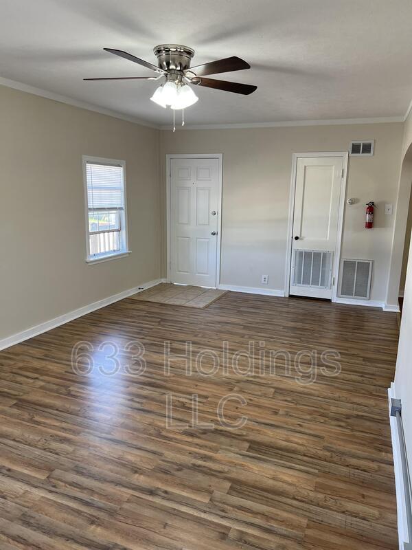 104 N Niles St in Metamora, IL - Building Photo - Building Photo