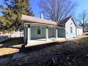 2708 7th Ave in Rock Island, IL - Foto de edificio - Building Photo