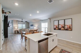 14810 Archer Ct in Montgomery, TX - Building Photo - Building Photo