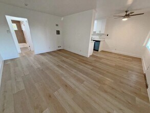 1852 N Wilton Pl in Los Angeles, CA - Building Photo - Building Photo