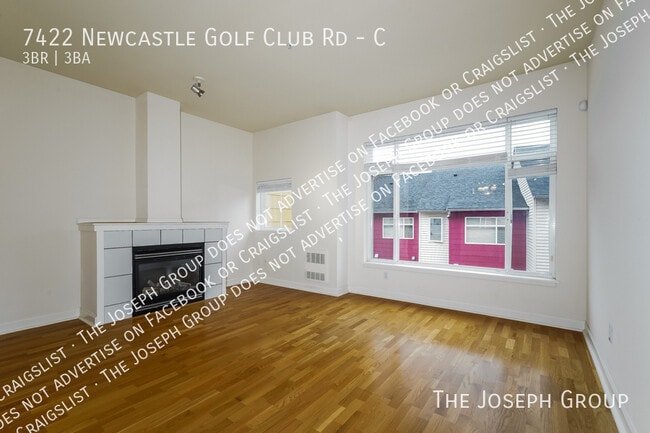 7422 Newcastle Golf Club Rd in Newcastle, WA - Building Photo - Building Photo