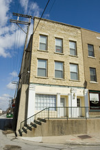 18 W 9th St in Lockport, IL - Building Photo - Building Photo