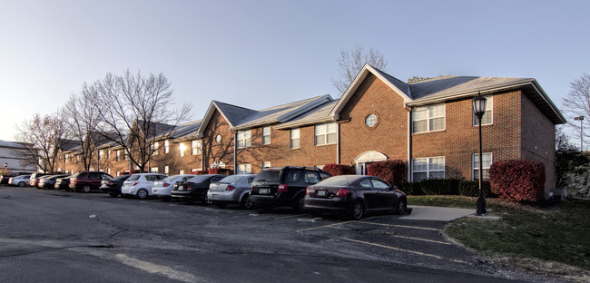 Annex of New Albany in New Albany, IN - Foto de edificio - Building Photo