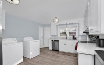 2703 Pecan Dr in Fayetteville, NC - Building Photo - Building Photo