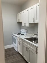 231 2nd Ave NE, Unit 3 in Valley City, ND - Building Photo - Building Photo