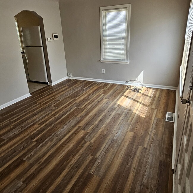 property at 21825 Pleasant Ave