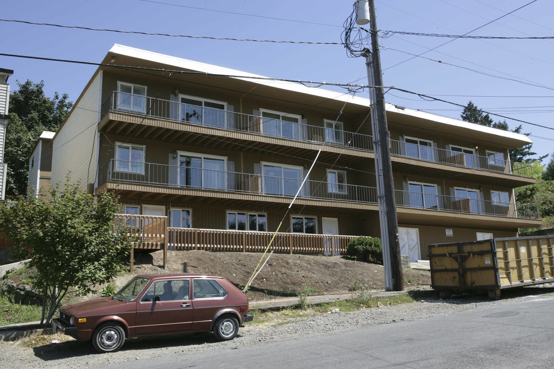 Edison 11-plex in Portland, OR - Building Photo