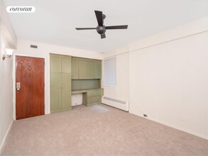 20 E 68th St in New York, NY - Building Photo - Building Photo