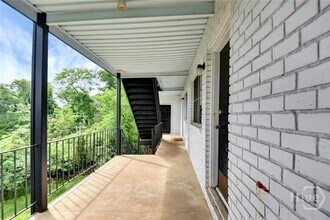 291 S Finley St in Athens, GA - Building Photo - Building Photo