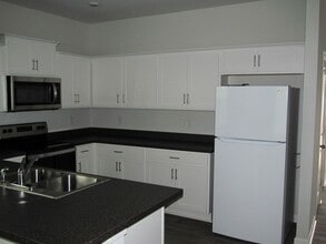 971 Bosemon St in Rural Hall, NC - Building Photo - Building Photo