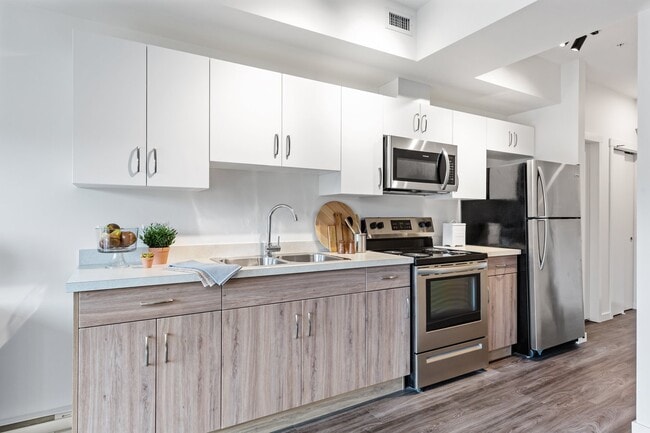 McGill Ridge Apartments in Kamloops, BC - Building Photo - Building Photo