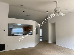 1324 Jeffrine Dr in Crestview, FL - Building Photo - Building Photo