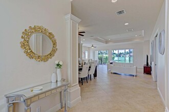 10655 La Strada in West Palm Beach, FL - Foto de edificio - Building Photo