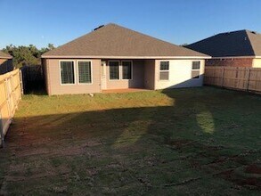 14205 Babbling Brook Dr in Oklahoma City, OK - Building Photo - Building Photo