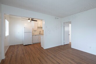 3817 Riviera Dr-Unit -3817 1/2 in San Diego, CA - Building Photo - Building Photo