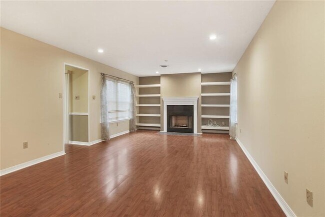 1500 W Esplanade Ave, Unit 43F in Kenner, LA - Building Photo - Building Photo