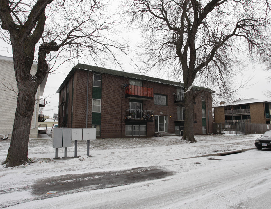 640 S 20th St in Lincoln, NE - Building Photo