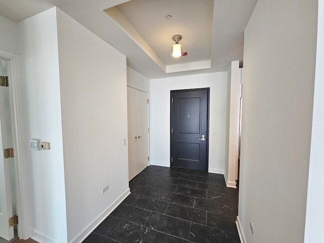 415 E North Water St, Unit 1102 in Chicago, IL - Building Photo - Building Photo