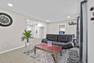 2620 Englehardt St in Charlotte, NC - Building Photo - Building Photo