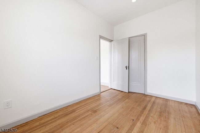 265 N 17th St in Bloomfield, NJ - Building Photo - Building Photo