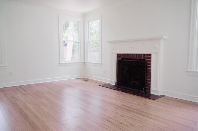314 Columbus Dr in Savannah, GA - Building Photo - Building Photo