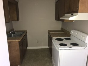 203 Eveningside Dr-Unit -22 in Soddy Daisy, TN - Building Photo - Building Photo