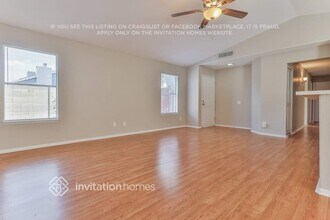 464 N Orlando Cir in Mesa, AZ - Foto de edificio - Building Photo