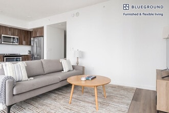 704 Spring St, Unit SI FL25-ID990 in Seattle, WA - Building Photo - Building Photo