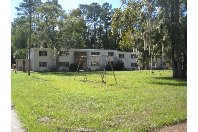 2130 NW 4th St in Gainesville, FL - Building Photo - Building Photo