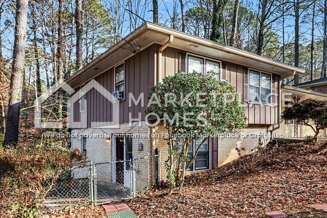 2542 Melinda Dr NE in Atlanta, GA - Building Photo - Building Photo