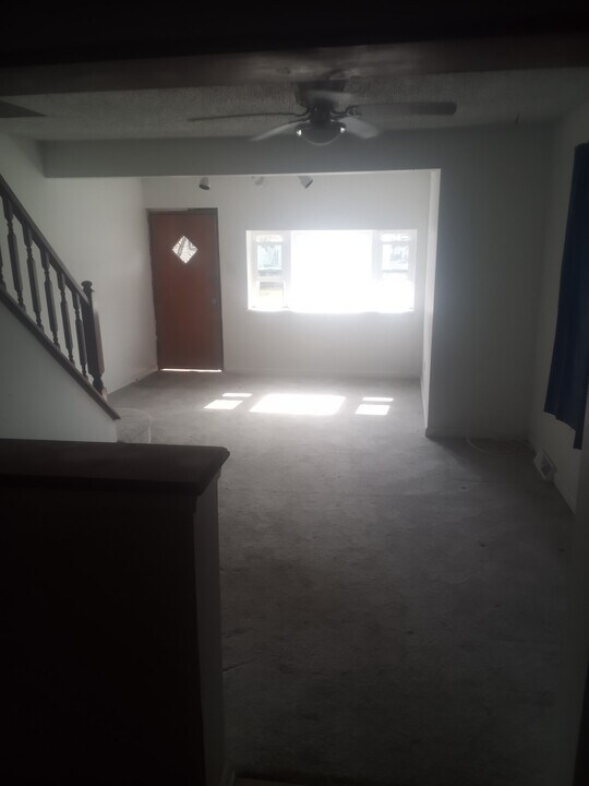 8 Murphy Ave in Westville, NJ - Building Photo