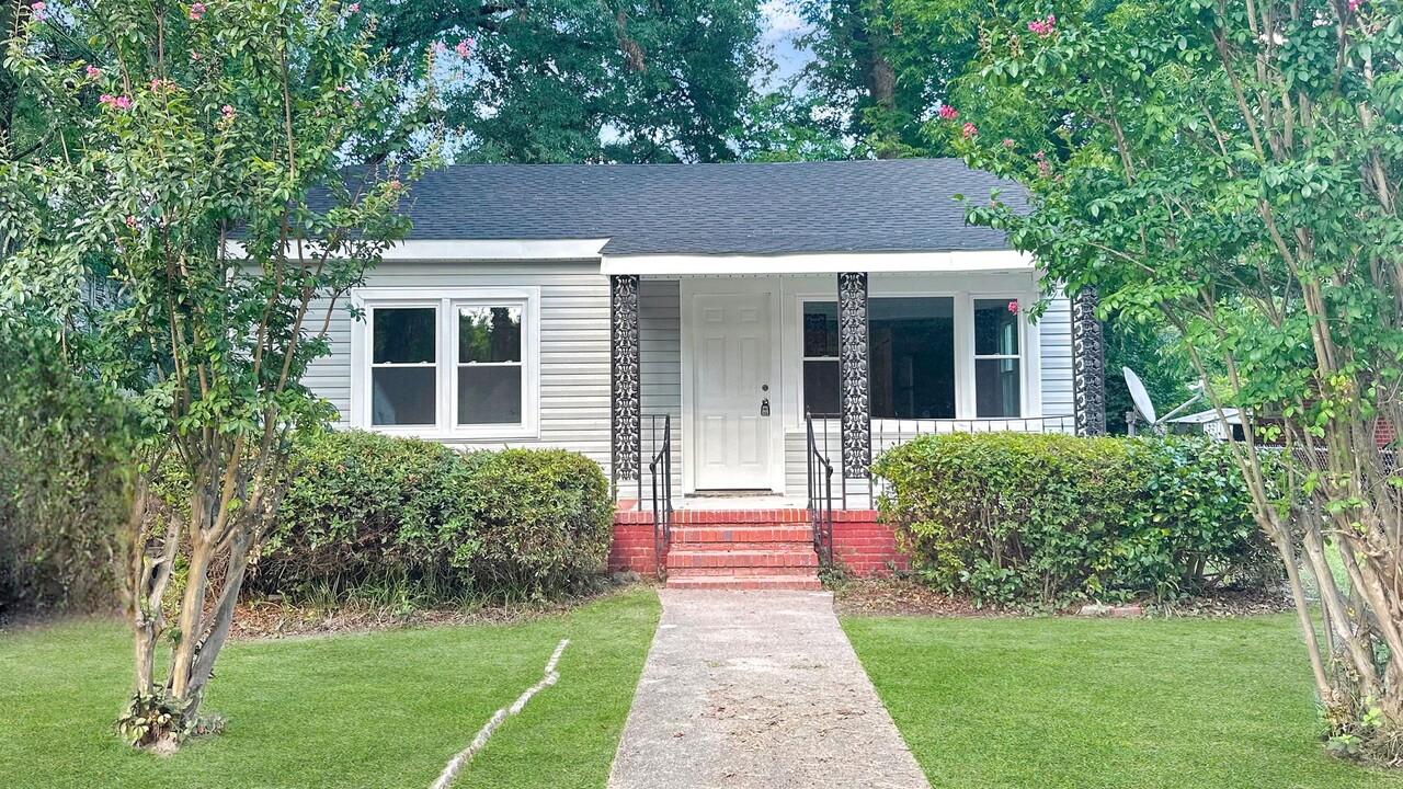 820 E Orange St in Fayetteville, NC - Building Photo