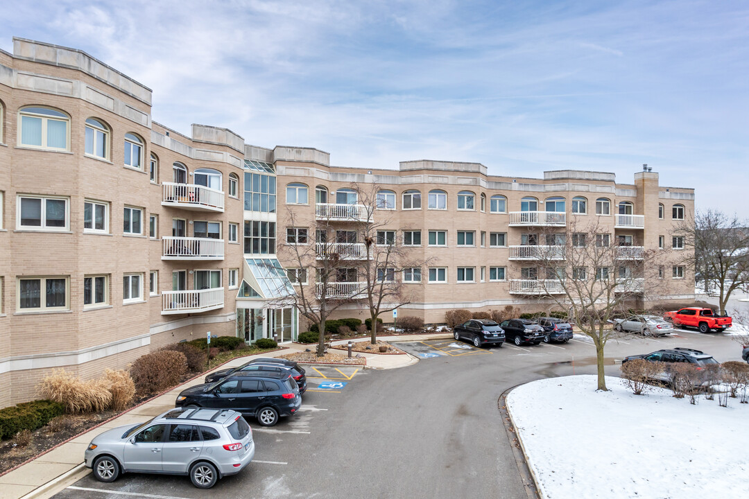 Manchester Green North in Buffalo Grove, IL - Building Photo