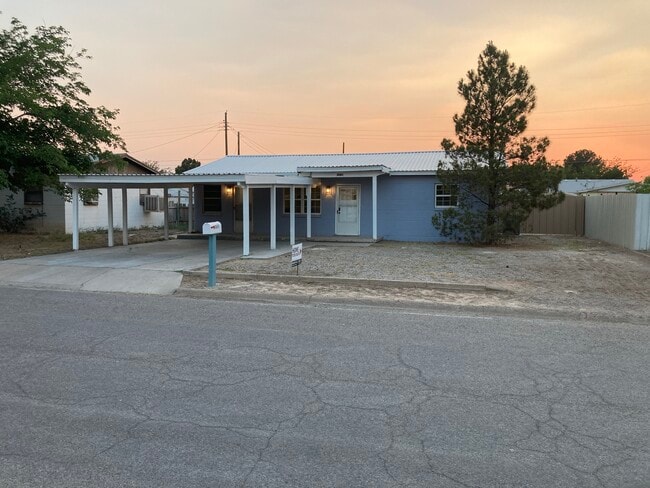 property at 1519 S Morris St