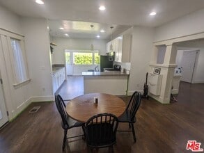 4547 W 16th Pl in Los Angeles, CA - Building Photo - Building Photo