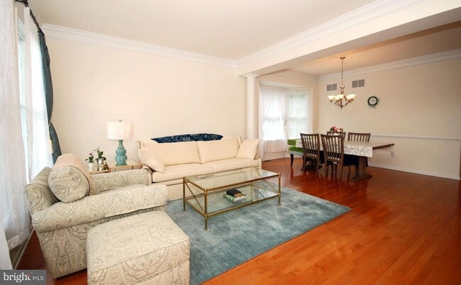 43 Lockwood Dr in Princeton, NJ - Building Photo - Building Photo