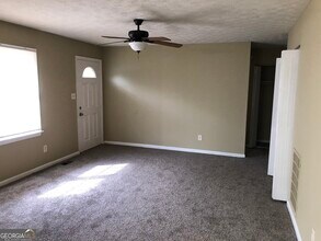 1567 Pintail Rd in Jonesboro, GA - Building Photo - Building Photo