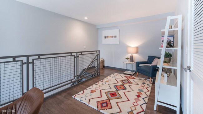 71 Border St in Boston, MA - Building Photo - Building Photo