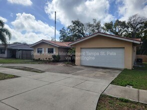 1835 Nursery Rd in Clearwater, FL - Building Photo - Building Photo